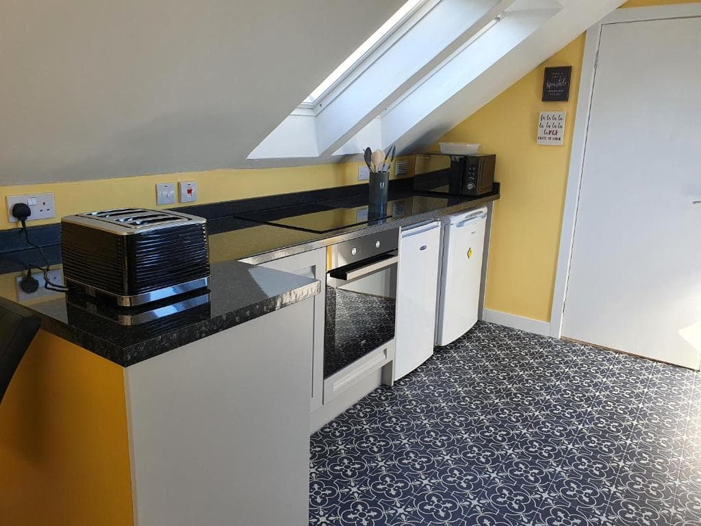 Lochview - Photo 3