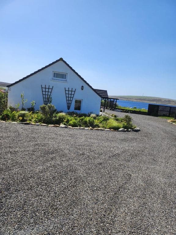 Lochview - Photo 4