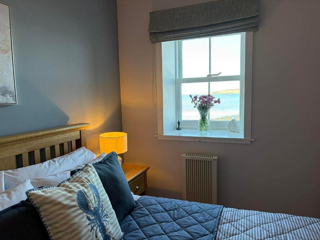 Waterfront Apartment, St Margarets Hope - Photo 2