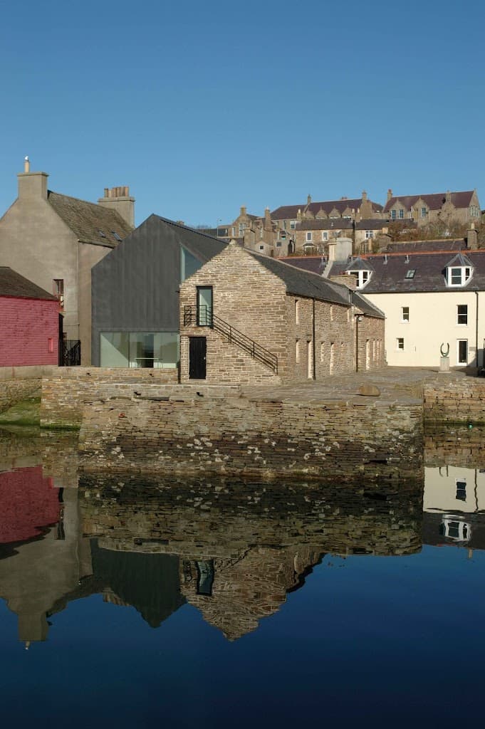 Pier Arts Centre
