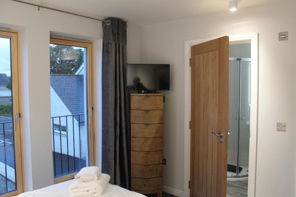 Apt 2, Frasers Close - Photo 3