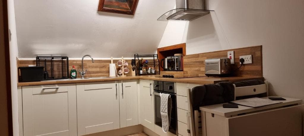 Kirkwall town centre apartment - Photo 3