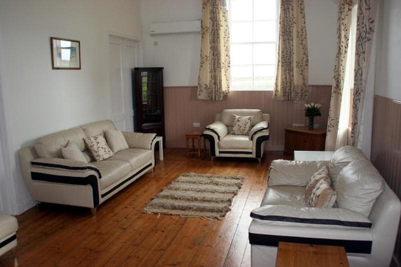 The Reid Hall - Photo 4