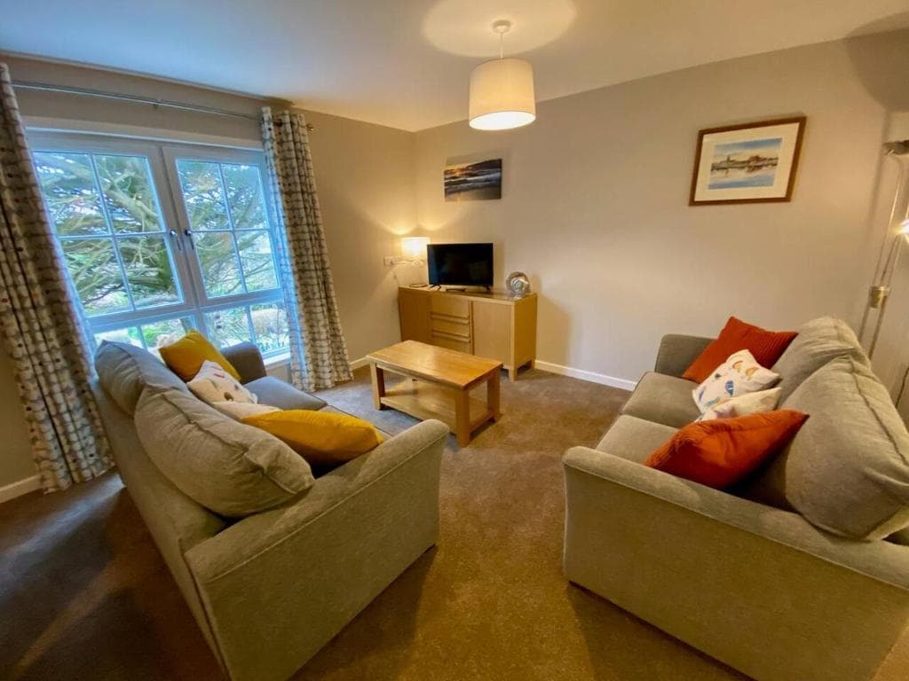 Kirkwall town centre apartment 3