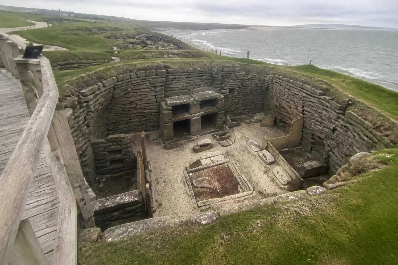 Heart of Neolithic Orkney: UNESCO Sites & Visitor Guide