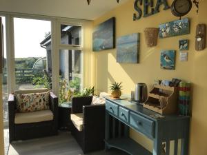 Old School - Exclusive 5 Room private suite, Burray, Orkney (photo 3)