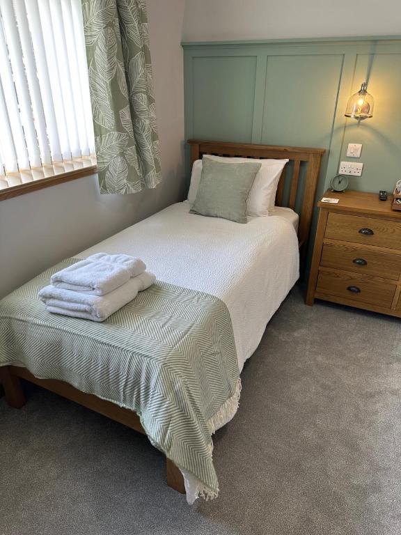 Royal Oak Guesthouse, Holm Road, Kirkwall, Orkney (photo 10)