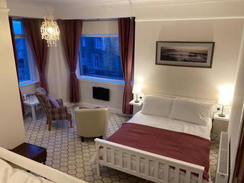 Shorelands B&B, George Street, Kirkwall, Orkney (photo 2)
