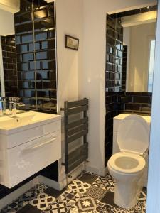 Shorelands B&B, George Street, Kirkwall, Orkney (photo 7)